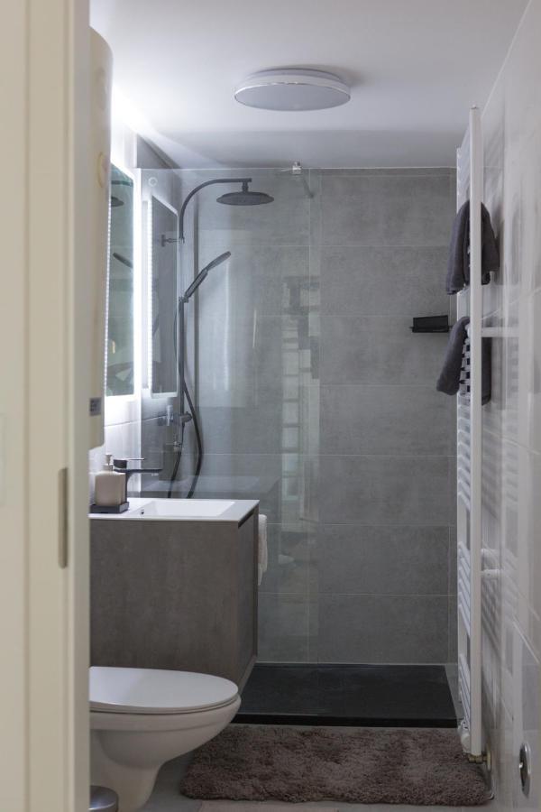 Apartment Modern *